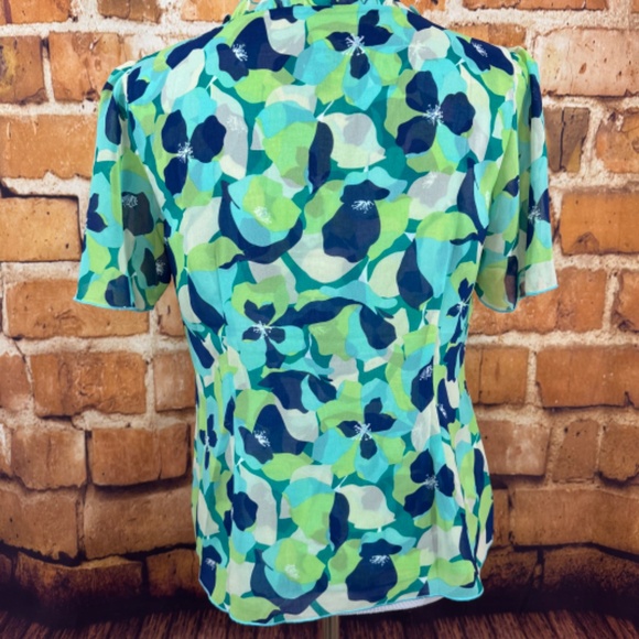 Cabi Comic Strip Floral Short Sleeved Blouse Size S - Picture 2 of 2